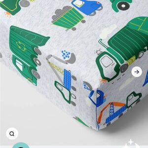 Colorful garbage truck and other Vehicle Fitted Sheet